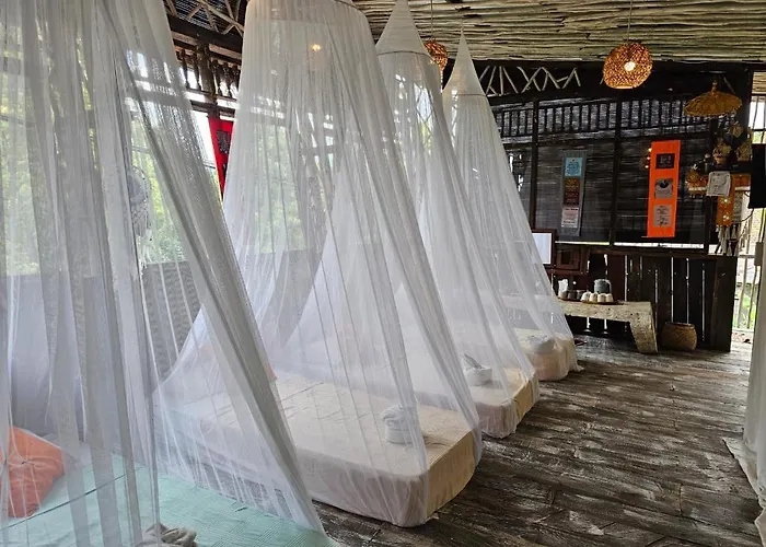 Mai Mai Hostal *